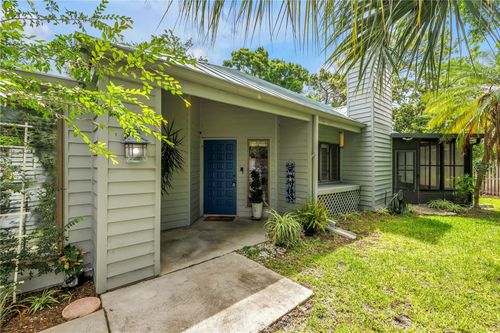 10495 Longwood Dr, Seminole, FL, 33777-1330 | Card Image