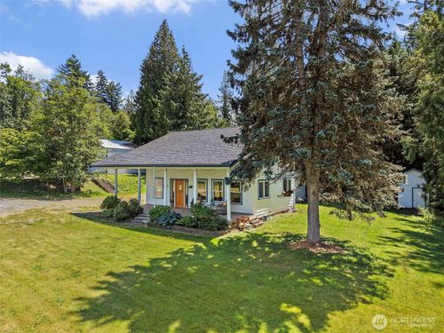 26631 204th Ave Se, Covington, WA, 98042-6103 | Card Image