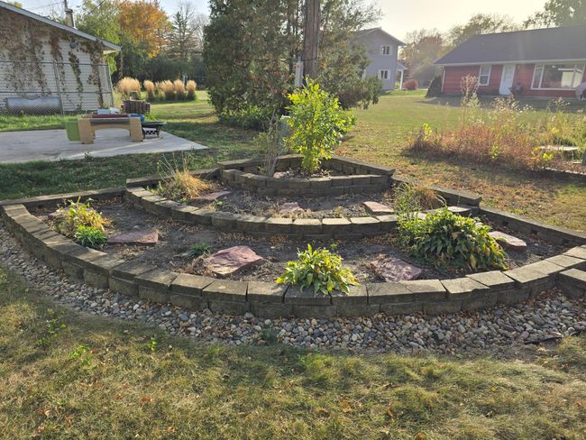 Gorgeous landscaping around the this yard! | Image 62