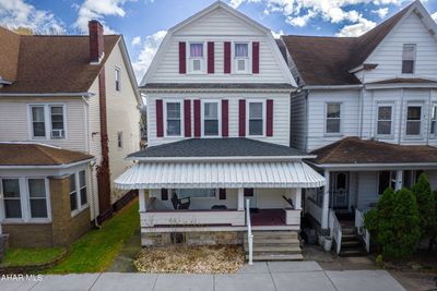 1425 18th Avenue, House other with 3 bedrooms, 2 bathrooms and null parking in Altoona PA | Image 1