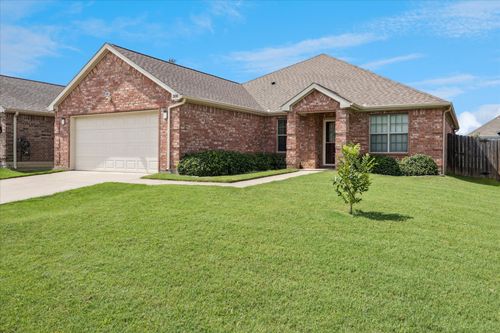 308 Valley Dr, Aubrey, TX, 76227-6288 | Card Image