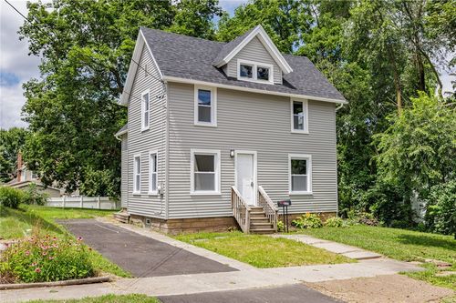 220 Norton St, Newark, NY, 14513-1221 | Card Image