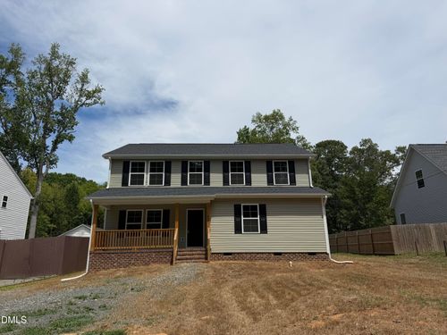 824 Roane St, Durham, NC, 27704-5142 | Card Image