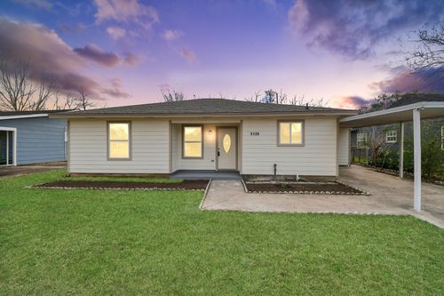 5126 Hull St, Houston, TX, 77021-4413 | Card Image