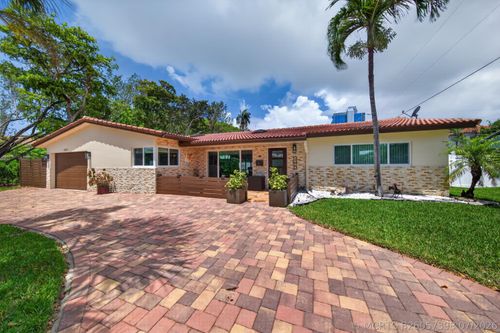 1571 Se 24th Ave, Pompano Beach, FL, 33062-7509 | Card Image