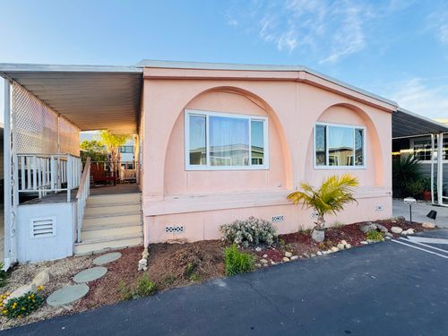 spc-91-945 Ward Dr, Goleta, CA, 93111-2967 | Card Image