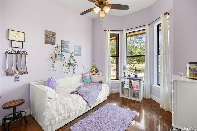 122 Twisting Oak Ct, House other with 4 bedrooms, 3 bathrooms and null parking in Pipe Creek TX | Image 30