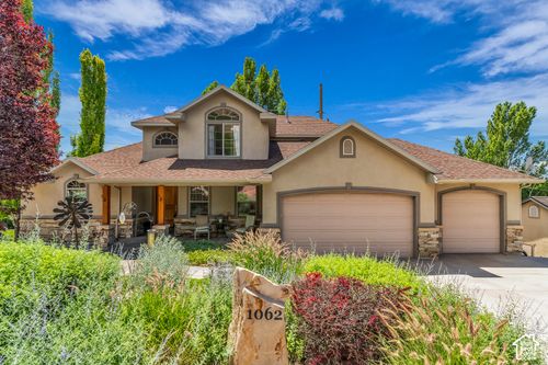 1062 E 1150 N, Pleasant Grove, UT, 84062-1975 | Card Image