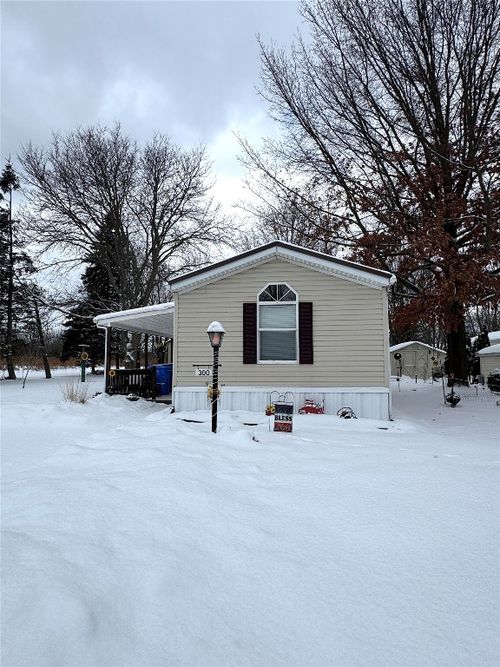 300 Holly Park Dr, Erie, PA, 16509-6603 | Card Image