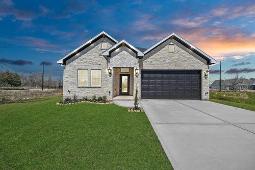207 Manor Ave, Arcola, TX, 77583-2724 | Card Image