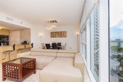 1107-1830 S Ocean Dr, Hallandale Beach, FL, 33009-7692 | Card Image