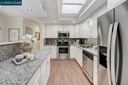 2-1149 Singingwood Ct, Walnut Creek, CA, 94595-3275 | Card Image