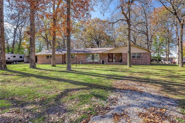 1415 S Madison Ave, House other with 4 bedrooms, 2 bathrooms and null parking in Aurora MO | Image 39