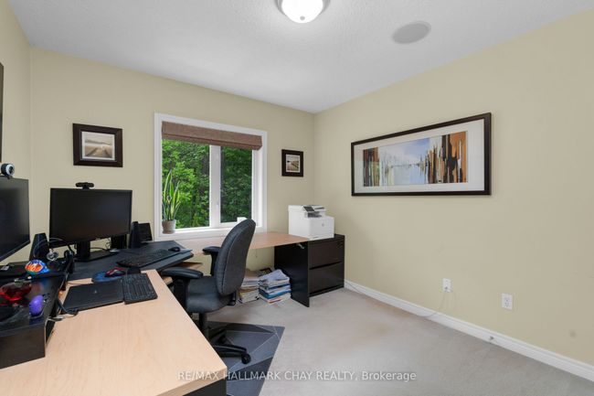 383 Hewitt Cir, House other with 3 bedrooms, 3 bathrooms and 4 parking in Newmarket ON | Image 26
