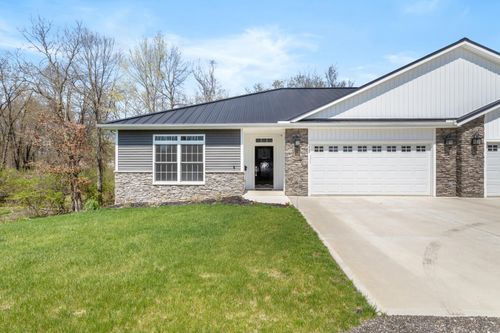 233 Auseon Ct, Hillsdale, MI, 49242-1771 | Card Image