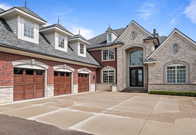 21-web-or-mls-P1800657.jpg | Image 26