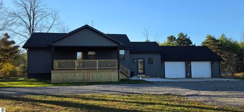 1204 S Lorenz Road, Tawas City, MI, 48763 | Card Image