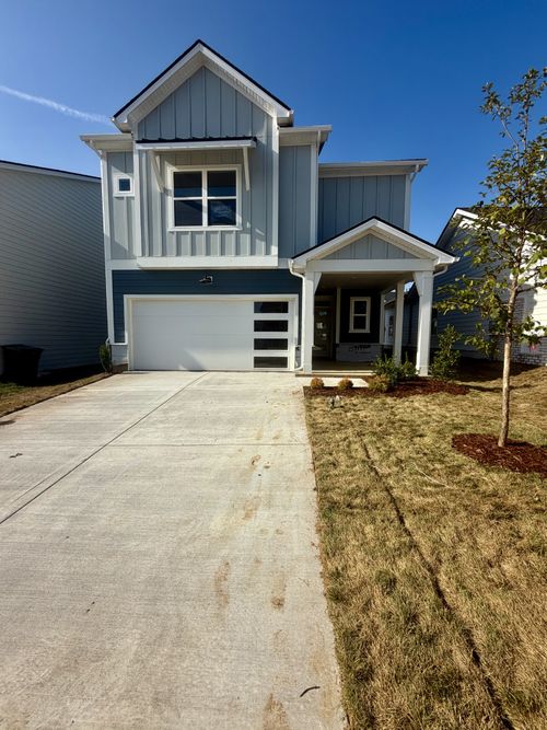 933 Brooklyn Crossing Rd, Gallatin, TN, 37066-5391 | Card Image
