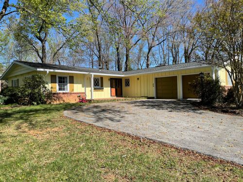 5245 Carriage Dr, Roanoke, VA, 24018-2213 | Card Image