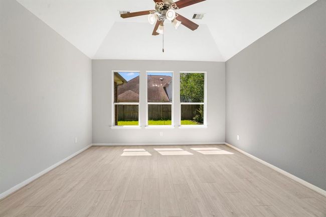 17303 Lassen Forest Ln, House other with 5 bedrooms, 4 bathrooms and 2 parking in Humble TX | Image 16