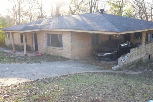 3201 Crest Oval Mountain Rd, BESSEMER, AL, 35023-3735 | Card Image
