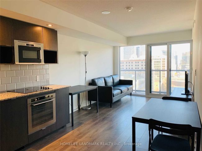 909 - 89 Mcgill St, Condo with 1 bedrooms, 2 bathrooms and null parking in Toronto ON | Image 4