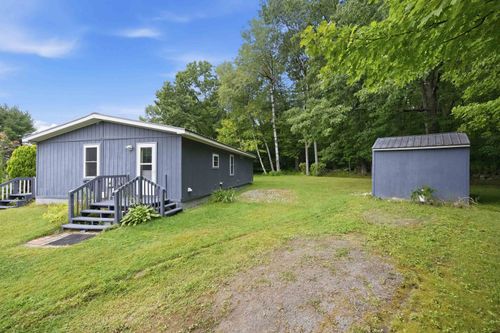 26 Sunshine Dr, Belmont, NH, 03220-3142 | Card Image