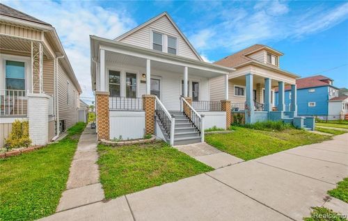 3851 Fredro St, Detroit, MI, 48212-2834 | Card Image