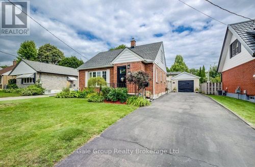 450 Huron Street, Woodstock (Woodstock - North), ON, N4S7A7 | Card Image