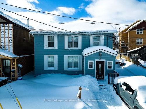 32 St Paul St, Collingwood, ON, L9Y3N9 | Card Image