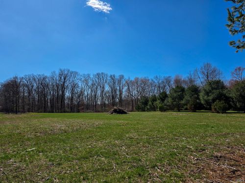 4268 E Farr Rd, Bloomington, IN, 47408-9716 | Card Image