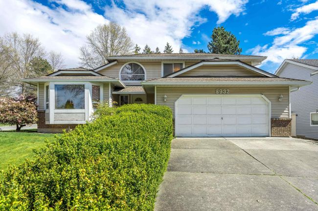 8932 143 A Street, House other with 4 bedrooms, 3 bathrooms and 3 parking in Surrey BC | Image 5