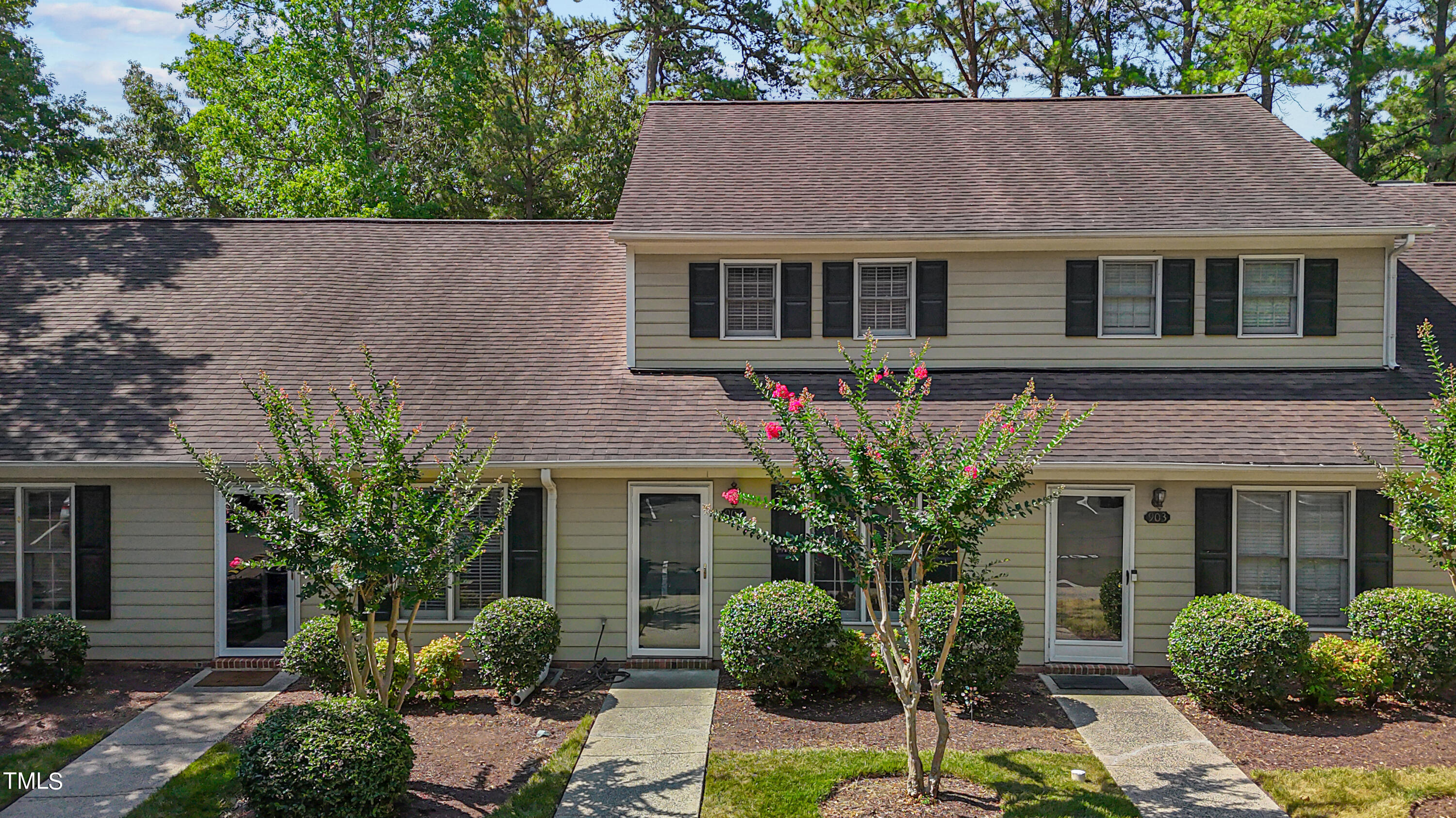 Gatehouse Ln, Durham, NC 27707
