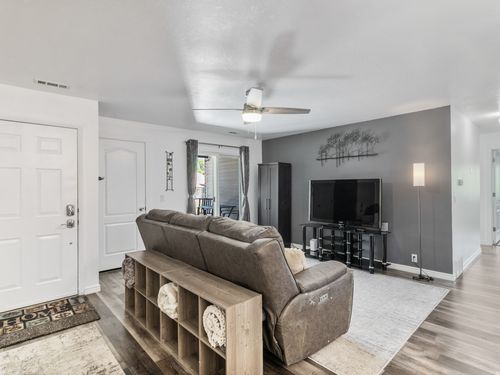 30-4158 S Oak Meadows Dr, Taylorsville, UT, 84123-4118 | Card Image