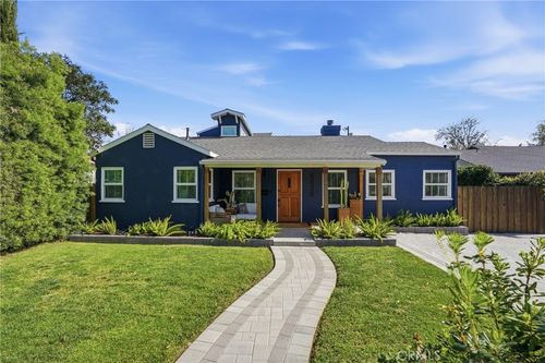 5636 Matilija, Van Nuys, CA, 91401 | Card Image