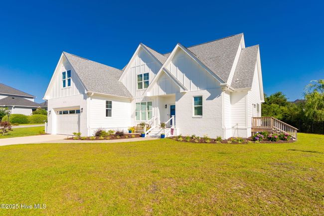 111 Magens Ct E, House other with 4 bedrooms, 4 bathrooms and 2 parking in Cedar Point NC | Image 4