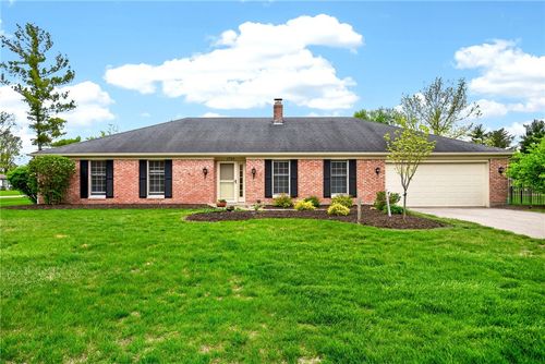 1524 Lindenhurst Dr, Washingtn Twp, OH, 45459-3359 | Card Image