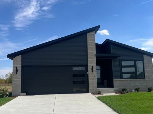 1214 Slate St, Normal, IL, 61761-2986 | Card Image