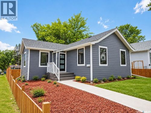 301 Av J N, Saskatoon, SK, S7L2K1 | Card Image
