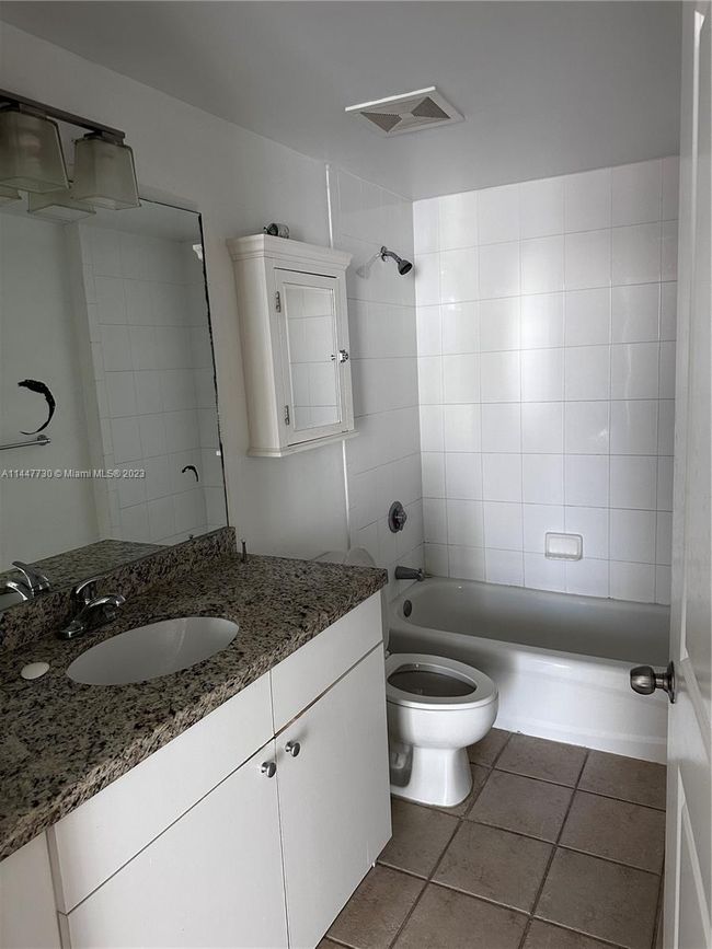 APT-1912 - 1250 S Miami Ave, Condo with 1 bedrooms, 2 bathrooms and null parking in Miami FL | Image 6