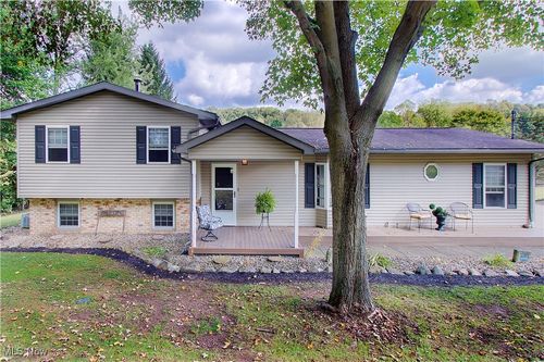 14015 Stimmel St Ne, Paris, OH, 44669-9724 | Card Image