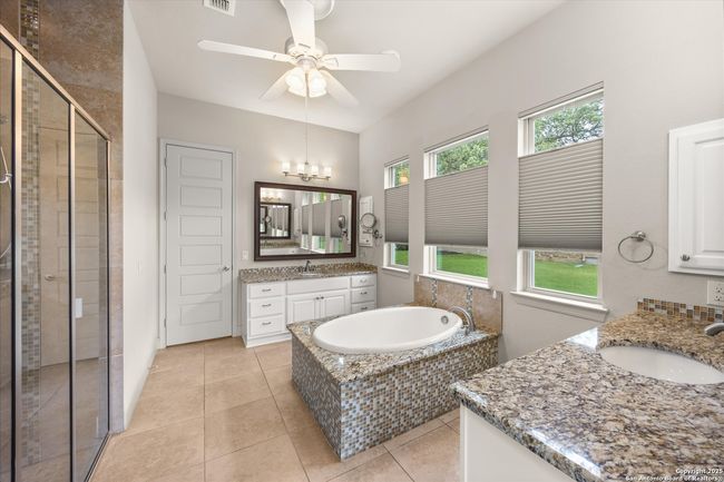 30171 Setterfeld Cir, House other with 4 bedrooms, 4 bathrooms and null parking in Fair Oaks Ranch TX | Image 19