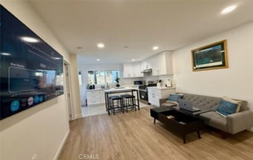 b-9870 Petunia Ave, Fountain Valley, CA, 92708-2315 | Card Image