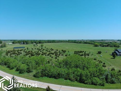 19590 205th Ave, Centerville, IA, 52544-8943 | Card Image