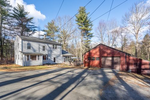 11 Heath Street, Newton, NH, 03858 | Card Image