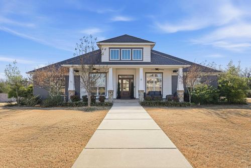 8 Persimmon Ridge Dr, Greenbrier, AR, 72058-8810 | Card Image