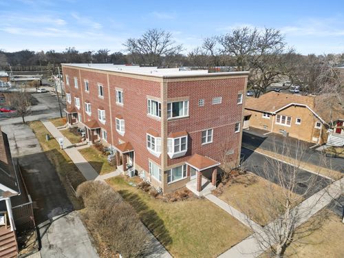 18134 Martin Ave, Homewood, IL, 60430-2106 | Card Image