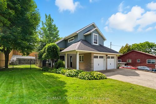 {{alt}} | Card Image