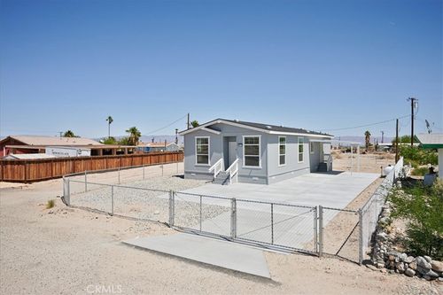 2912 Cerritos Ct, Thermal, CA, 92274-6304 | Card Image