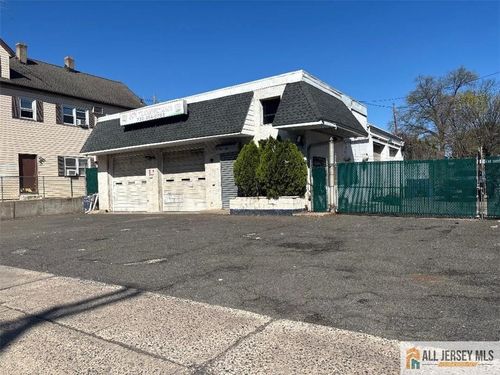 383 Somerset St, Somerset, NJ, 08873-2146 | Card Image